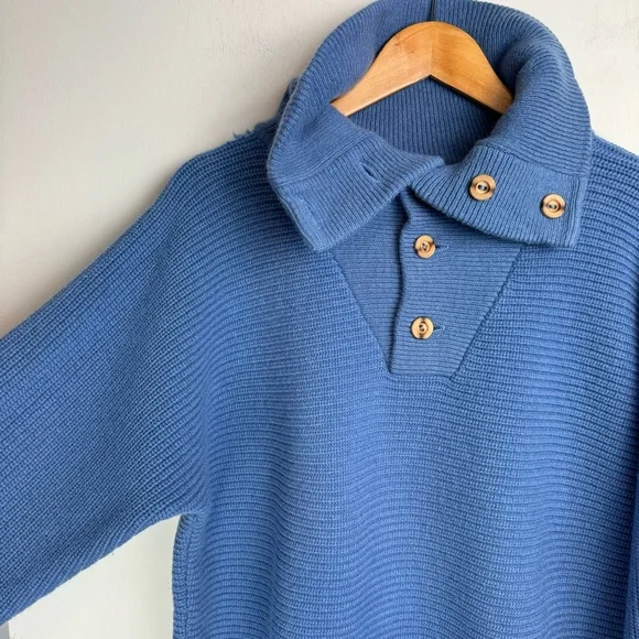 Vtg The Sheepery 100% Virgin Wool Sz 44 Blue Ribbed Knit Button Placket Collar